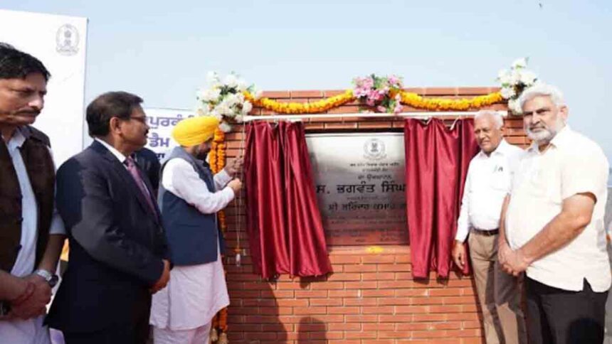ON PARKASH PURAB OF SRI GURU NANAK DEV JI, CM DEDICATES SHAHPUR KANDI DAM PROJECT TO PEOPLE