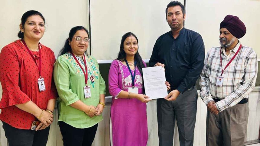 Student Ana got appointed as Junior Manager in HDFC Bank