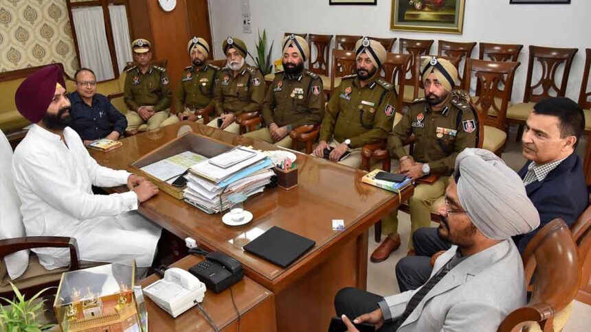 Laljit Singh Bhullar pins stars on 6 promoted AIG/Superintendent Central Jails