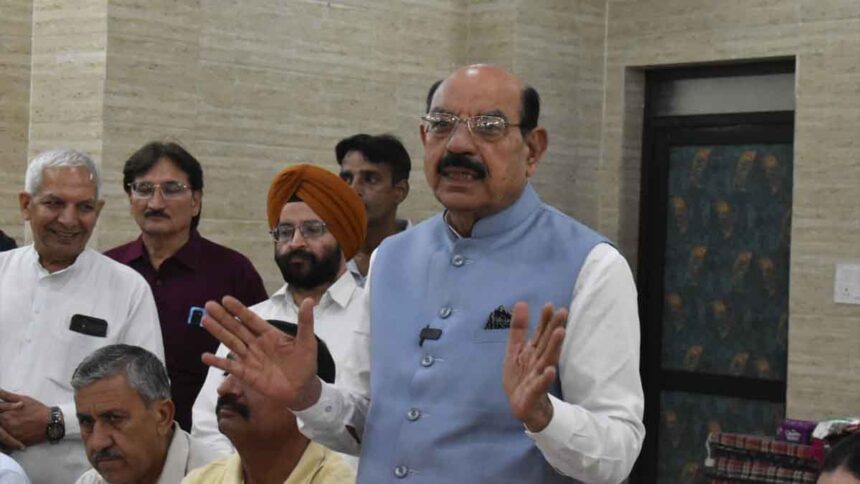 कैबिनेट मंत्री मोहिंदर भगत