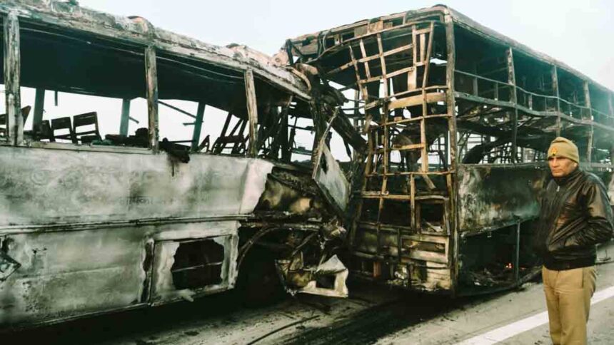 Yamuna Expressway Fire Accident LIVE Video Update