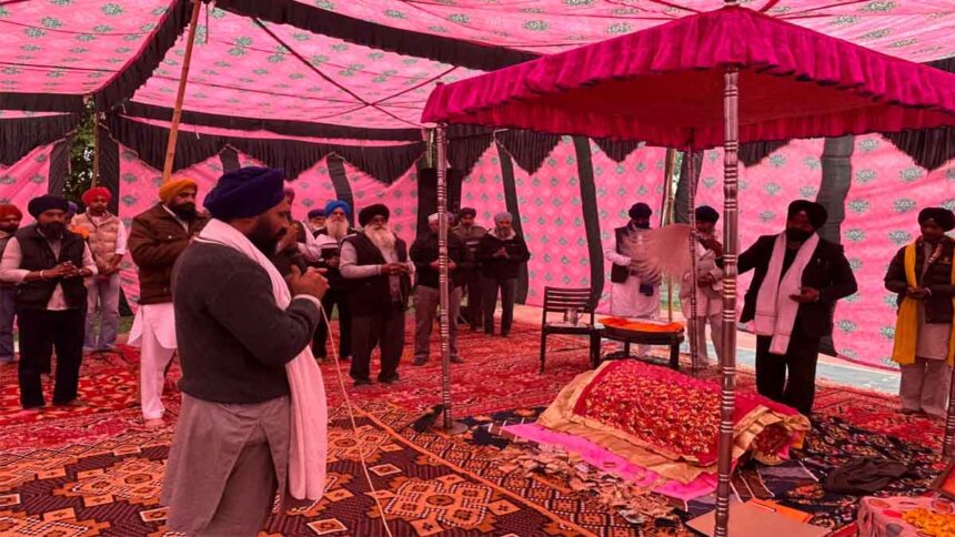 DIPS pay homage to the martyrdom of the young Sahibzadas