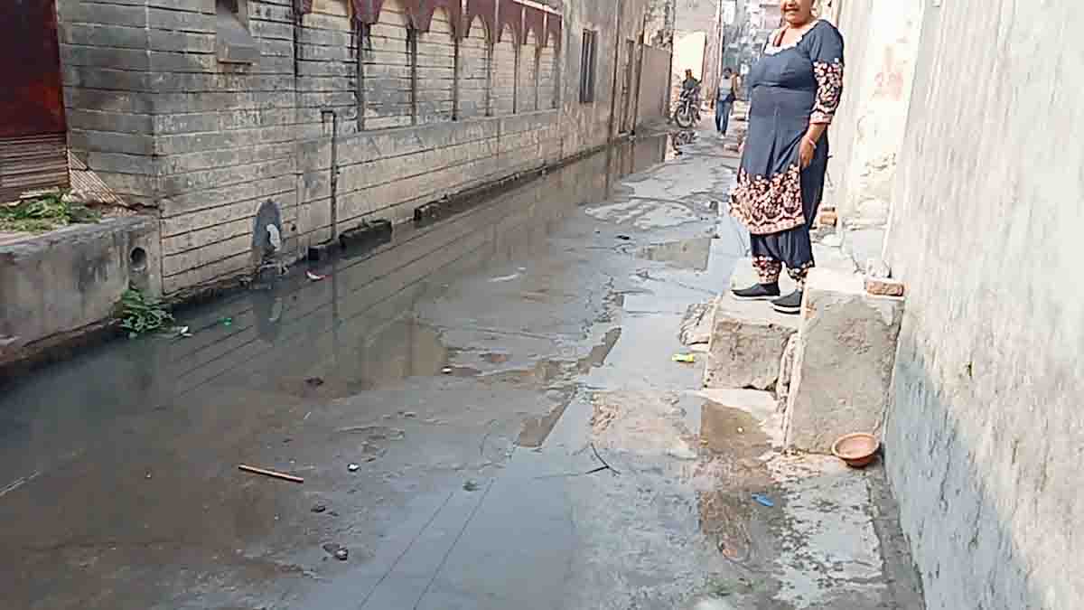 जालंधर के इस इलाके में है 'नरक' वाली गली, कोई इसे पार नहीं कर सकता, देखें VIDEO