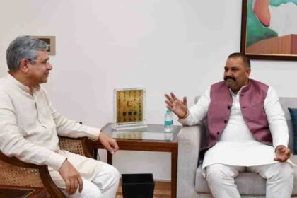 जालंधर के सी-8 रेलवे फाटक खुलवाने के लिए सुशील रिंकू ने रेलमंत्री से की मुलाकात