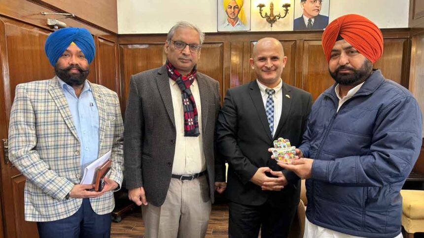 पंजाब के आवास निर्माण और शहरी विकास मंत्री द्वारा इज़राइली राजनयिक से मुलाकात