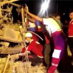 Accident News: यात्रियों से भरी बस पलटी, 13 लोगों की मौत और कई घायल