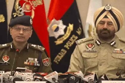 प्रेस कांफ्रेंस करते डीजीपी गौरव यादव