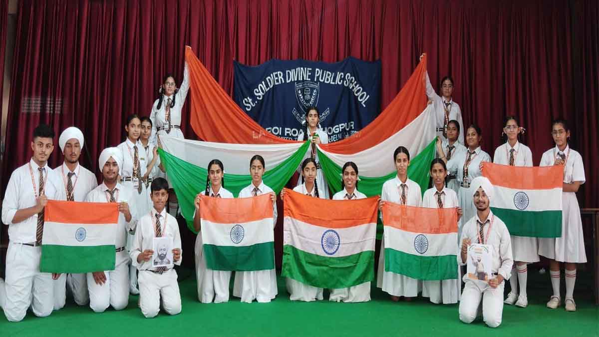 St Soldier News: सेंट सोल्जर ग्रुप के छात्रों ने गर्व से सरदार उधम सिंह जी की मनाई जयंती