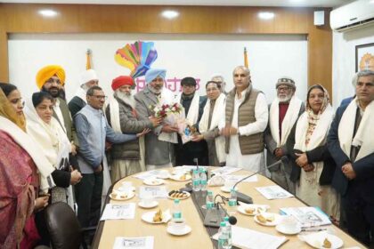 Punjab News: पंजाब सरकार ने श्री गुरु रविदास जी के 650वें प्रकाश पर्व के लिए समिति के समक्ष प्रस्तावित कार्यक्रमों की प्रस्तुति दी