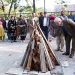 Punjab News: लाल चंद कटारूचक्क अनाज भवन में लोहड़ी के जश्न में हुए शामिल