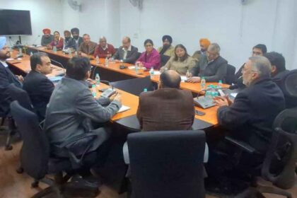 Dr Balbir Singh reviewed the implementation of the CM Health Scheme
