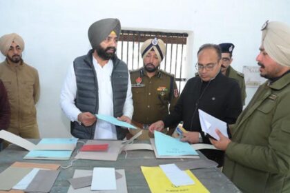 Laljit Singh Bhullar conducts surprise inspection of jails