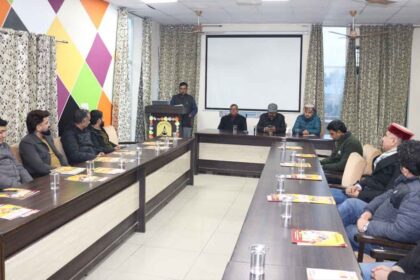 Punjab News: विद्या भारती पंजाब द्वारा शिक्षा प्रकाशकों का मिलन, समर्पण विषय पर हुआ विचार-विमर्श