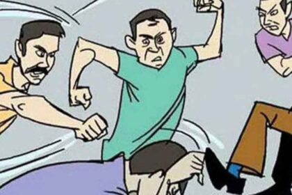 Jalandhar: सोने चांदी के भाव में गिरावट के कारण जालंधर के ज्वेलर्स में भयंकर लड़ाई, एक ज्वेलर्स की हालत नाजुक