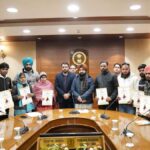 Punjab News: हरदीप सिंह मुंडियां ने नव-नियुक्त उम्मीदवारों को सौंपे नियुक्ति पत्र