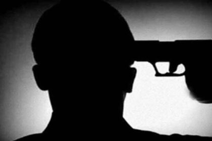 Jalandhar News: जालंधर में पार्षद के रिश्तेदार ने खुद को मारी गोली, घर में मची सनसनी