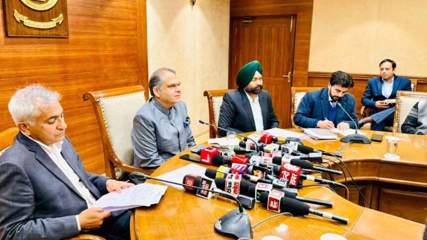 Punjab News: शहरी स्थानीय निकायों में जल्द मंजूरियाँ, विकेंद्रीकृत निर्णय प्रक्रिया और मिशन-मोड शहरी विकास जैसे प्रमुख प्रशासनिक सुधार लागू किए- संजीव अरोड़ा