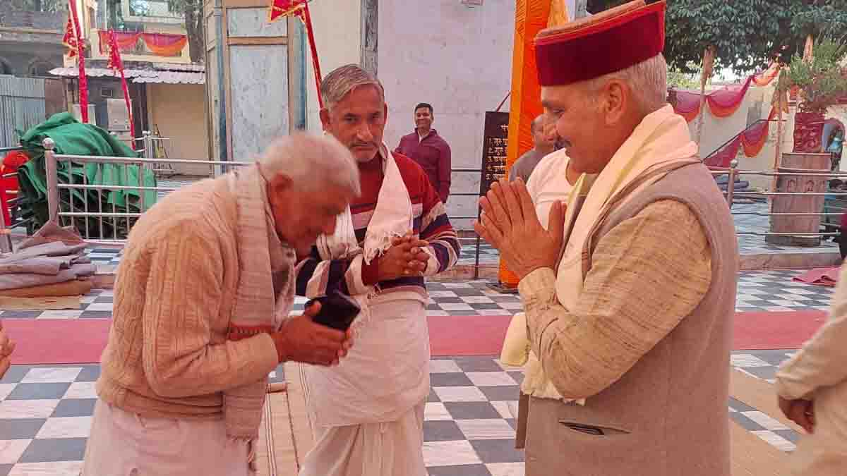 RSS के उत्तर क्षेत्र प्रचार प्रमुख बनवीर सिंह पहुंचे हिमाचल के ऊना स्थित डेरा रूद्रानंद जी के दरबार में, मत्था टेका, आशीर्वाद प्राप्त किया...