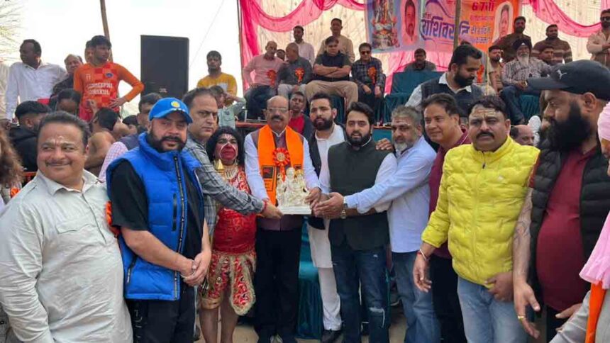 Jalandhar News: महाशिवरात्रि का पर्व समाज में एकता और सेवा भाव का संदेश देता है: मोहिंदर भगत