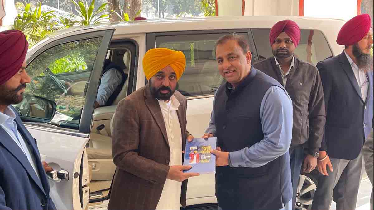 Nitin Kohli and CM Mann