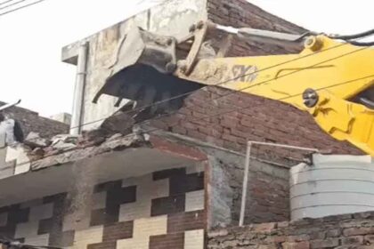 Punjab News: पंजाब में नशा तस्करों पर बड़ी कार्रवाई, अवैध संपत्ति पर चला बुलडोजर