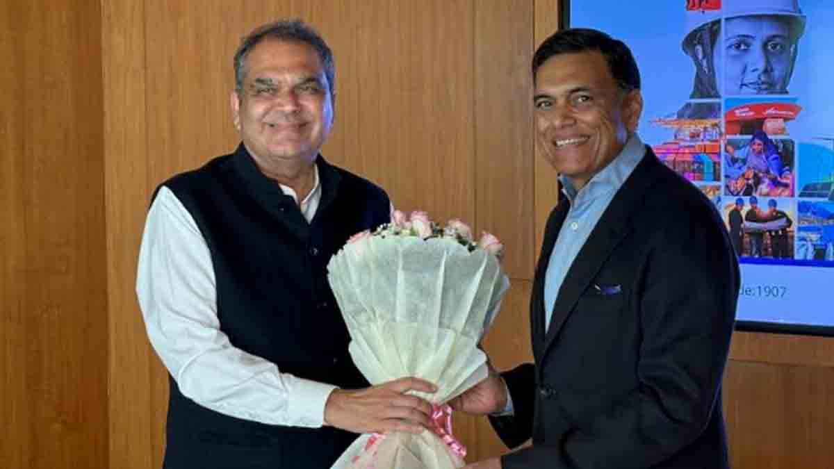 Punjab: पंजाब के उद्योग मंत्री संजीव अरोड़ा की उद्योगपति सज्जन जिंदल से मुलाकात, इस्पात क्षेत्र में निवेश की घोषणा