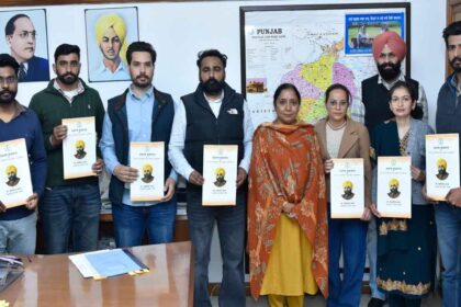 Punjab News: सामाजिक सुरक्षा विभाग के 8 नव-नियुक्त क्लर्कों को डॉ. बलजीत कौर ने सौंपे नियुक्ति पत्र