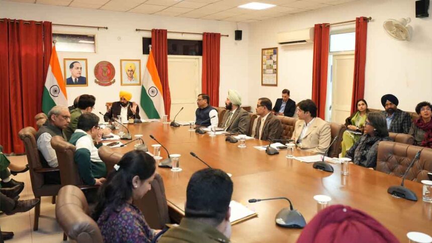 Punjab News: ‘प्रगतिशील पंजाब निवेश सम्मेलन’ के द्वारा व्यापक निवेश होने से युवाओं को मिलेगा रोजगार- सीएम मान