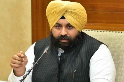 शिक्षा मंत्री हरजोत बैंस