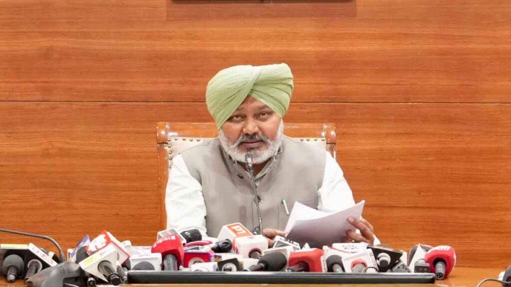 Punjab News: मान सरकार द्वारा राजस्व में भारी बढ़ोतरी दर्ज, VAT और PSDT प्राप्ति में दोहरे अंकों की बढ़ोतरी