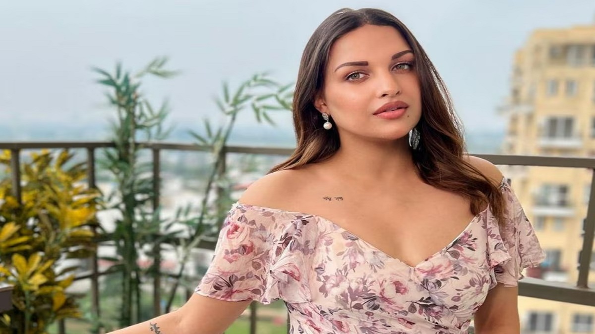 Himanshi Khurana: मशहूर पंजाबी एक्ट्रेस हिमांशी खुराना को मिली जान से मारने की धमकी, मांगी 10 करोड़ की फिरौती