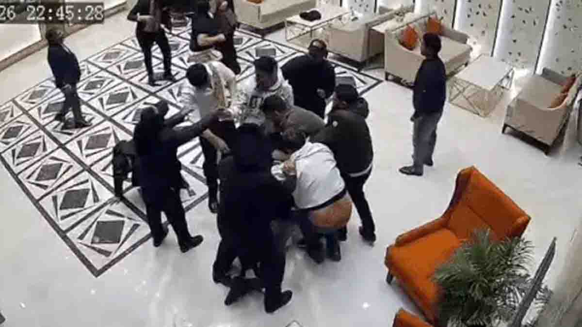 hotel mariton jalandhar Fight