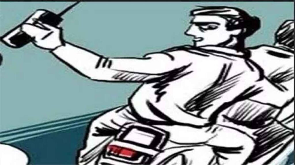 Jalandhar News: स्कूटी सवार लुटेरों का आतंक, घर जा रही दो लड़कियों को बनाया निशाना Jalandhar News: स्कूटी सवार लुटेरों का आतंक, घर जा रही दो लड़कियों को बनाया निशाना