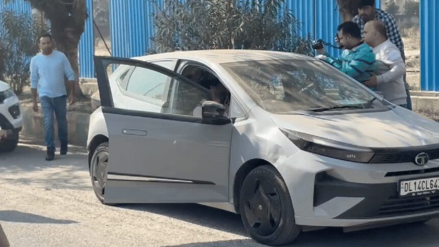 Noida Couple Suicide