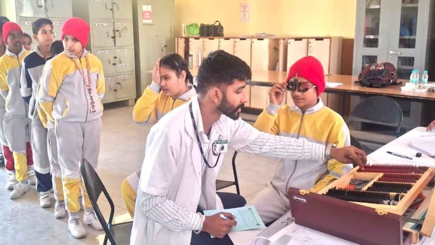 St Soldier News: सेंट सोल्जर के छात्रों ने स्वास्थ्य मंत्रालय द्वारा आयोजित आई चेक-अप कैंप में लिया हिस्सा