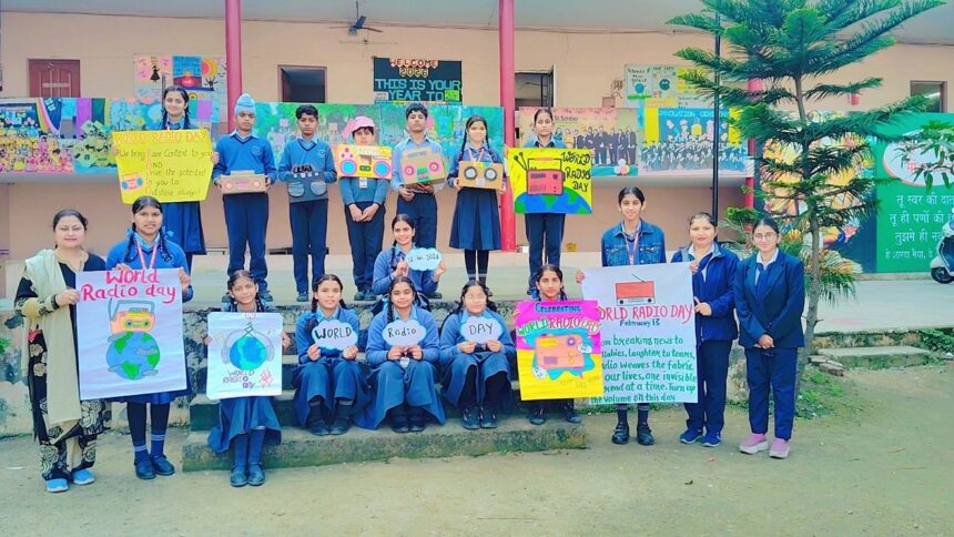 St Soldier News: सेंट सोल्जर के छात्रों ने मनाया वर्ल्ड रेडियो डे