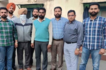 Punjab News: विजिलेंस ब्यूरो ने सब-इंस्पेक्टर को 50,000 रुपये रिश्वत लेते हुए रंगे हाथों किया काबू