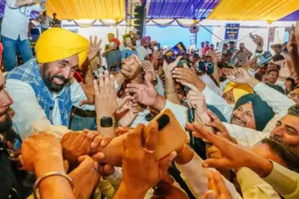 CM Mann Lays Foundation Stone of New Roads