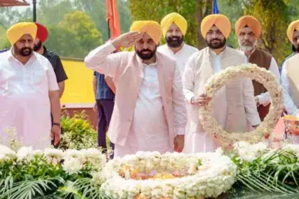CM Mann paid tribute to the martyrs