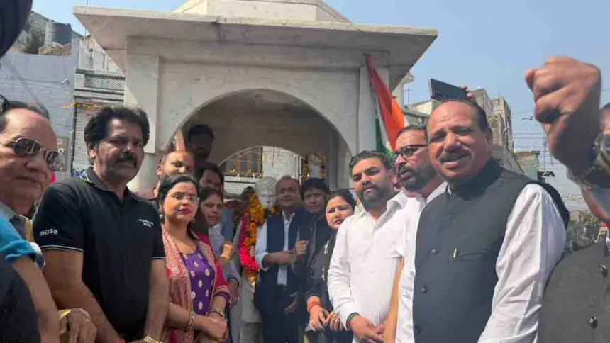 Jalandhar, Jalandhar News, Shaheed Bhagat Singh, Nation, Great Martyr, Rajinder Berry, Congress, Tribute on Martyrs Day