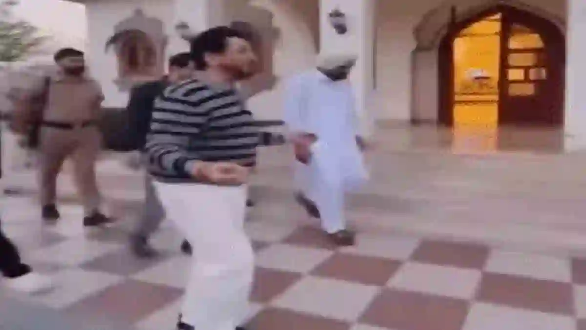 Gurdas Mann Visits Sidhu Moosewalas Village Moosa News