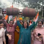 Mahila Congress staged protest against modi government