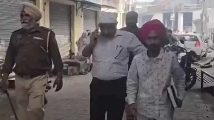 अमृतसर में गुरु ग्रंथ साहिब की बेअदबी