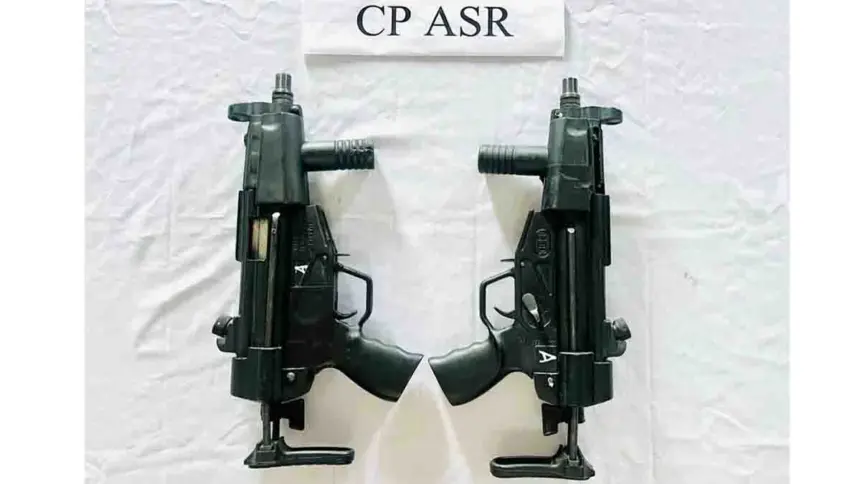 2 modern sub-machine guns recovered in Amritsar