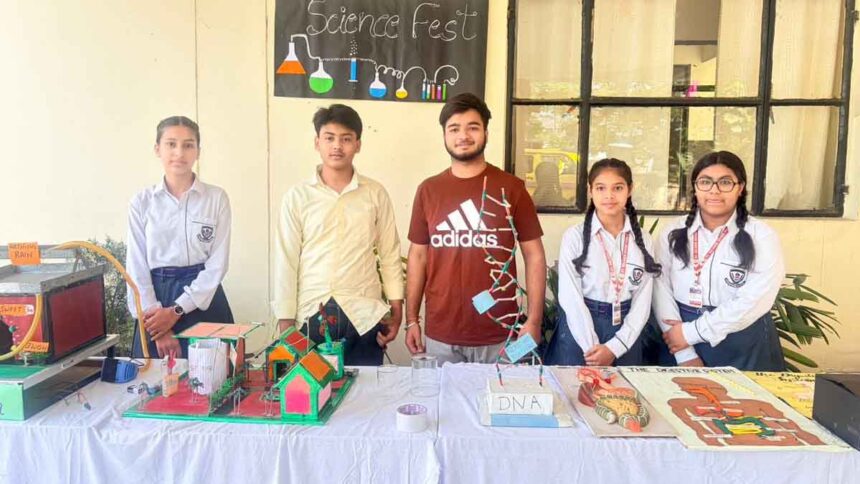 सेंट सोल्जर स्कूल में विज्ञान प्रदर्शनी का आयोजन