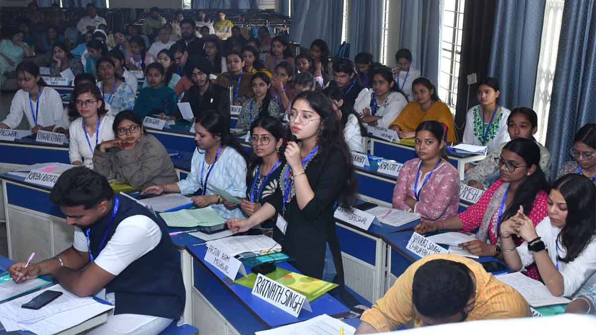 सेंट सोल्जर लॉ कॉलेज में प्रथम यूथ पार्लियामेंट का आयोजन