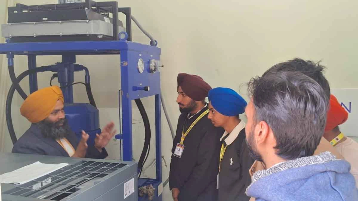 St Soldier News: सेंट सोल्जर कॉलेज आईटीआई, वरियाणा द्वारा छात्रों के तकनीकी और व्यावहारिक ज्ञान में वृद्धि हेतु, हाइड्रोलिक सिस्टम पर सेमिनार आयोजित