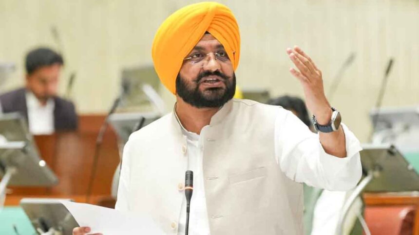 श्रम मंत्री तरुनप्रीत सिंह सौंद