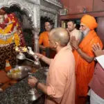 CM Yogi offered prayers to ‘Kashi Kotwal’ and Baba Vishwanath