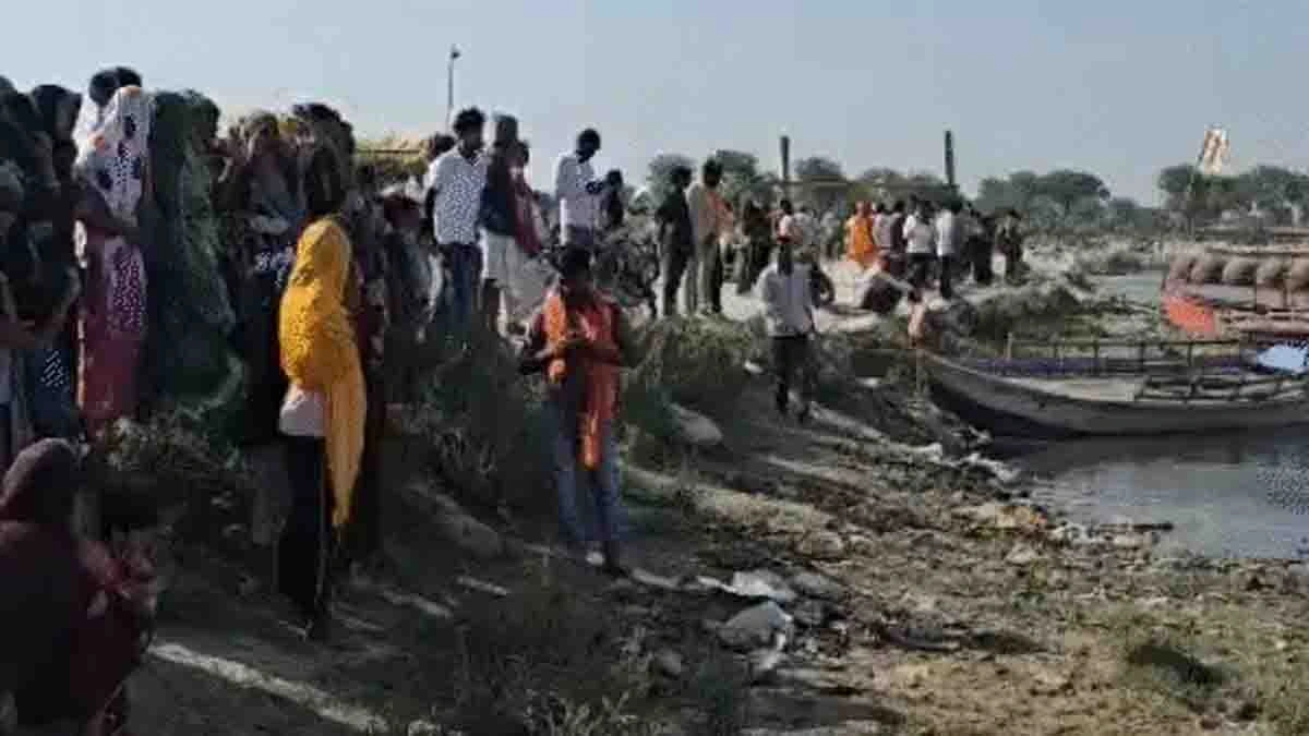 Mathura Yamuna Boat Tragedy